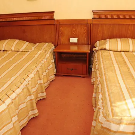 Hotel Family Oscar Nesebar