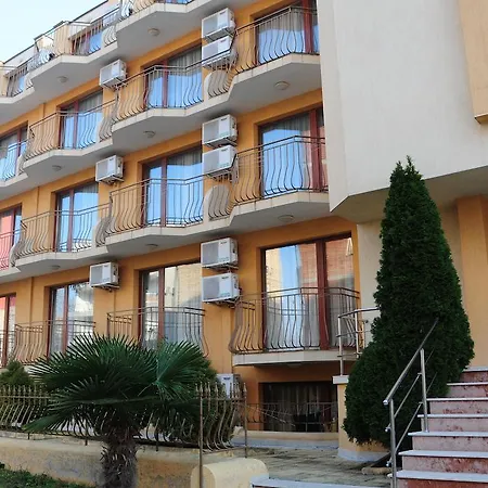 Hotel Family Oscar 3*